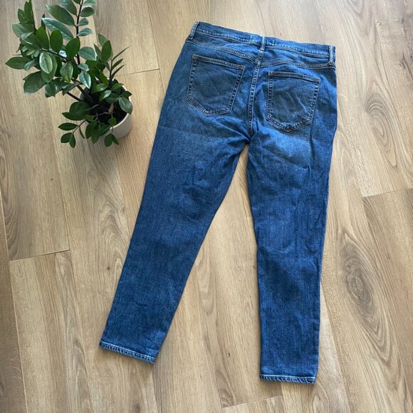 GAP "Best Girlfriend" Mid-Blue High-Rise Studded Decal Jeans - Picture 10 of 15